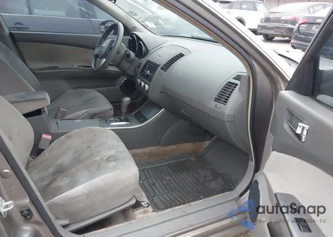 2005 Nissan Altima 2.5 S from USA, damaged, VIN 1N4AL11D45C100956